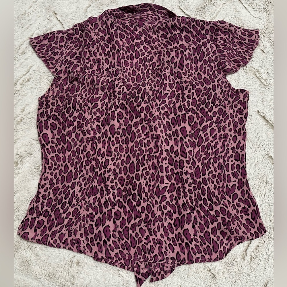 Hillard & Hanson Purple Leopard Print Bow Tie 100% Silk Blouse - Picture 8 of 9